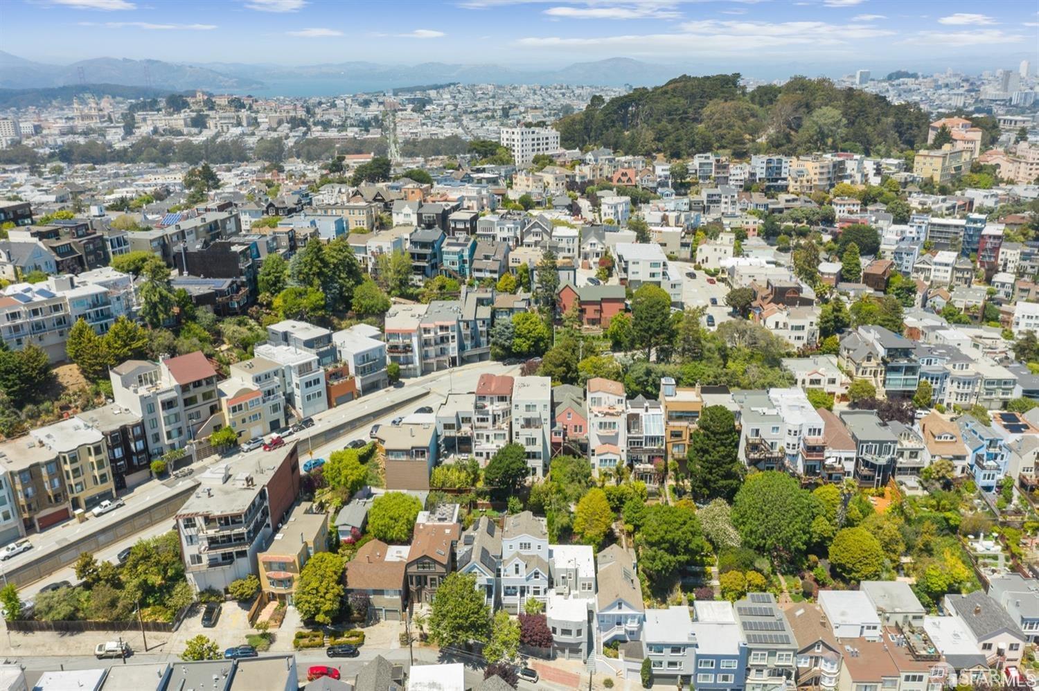 Photo #7: 426104533 Listing: Photo #7