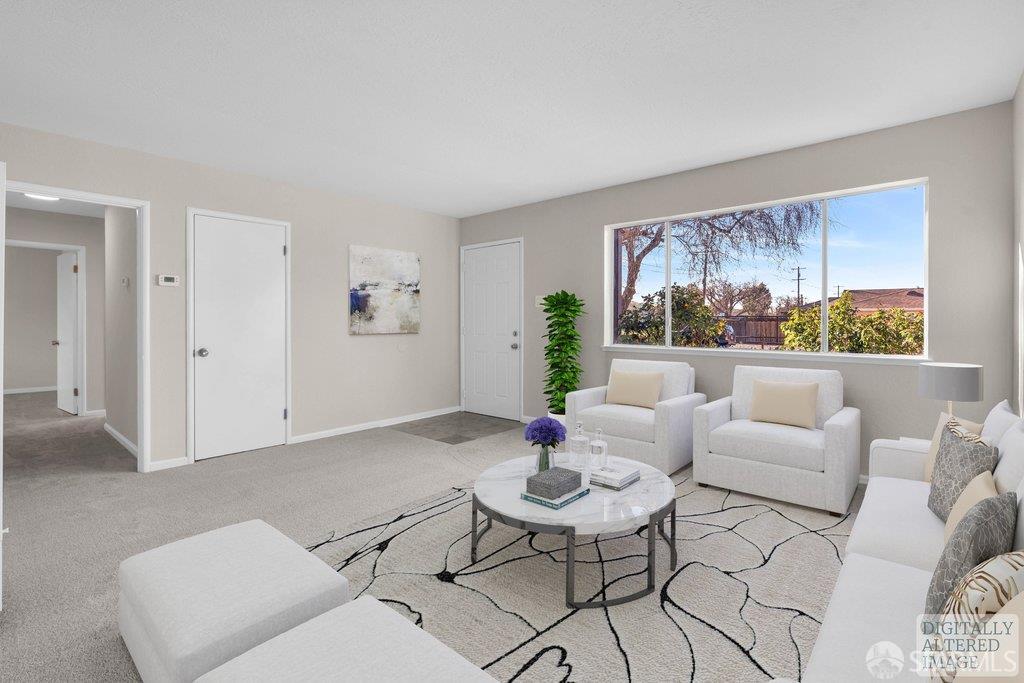 Detail Gallery Image 4 of 39 For 2975 Sherman St, Pittsburg,  CA 94565 - 3 Beds | 1 Baths