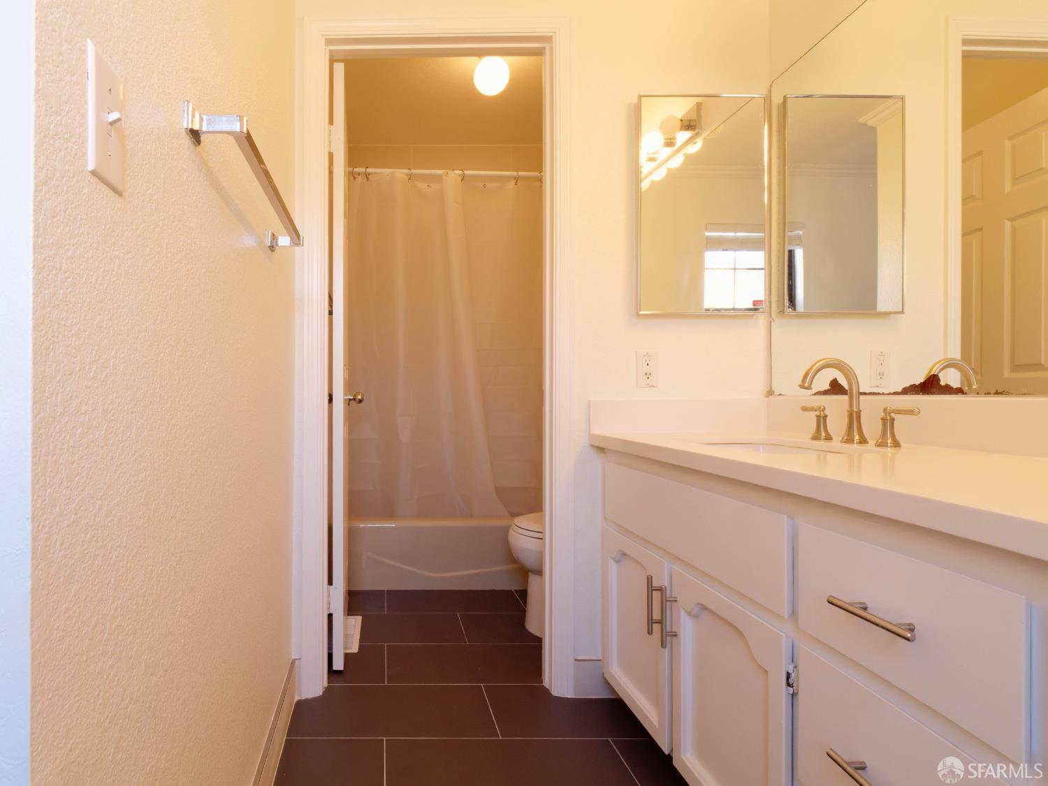 Detail Gallery Image 48 of 55 For 605 Dorado Ter #46,  San Francisco,  CA 94112 - 2 Beds | 2/1 Baths