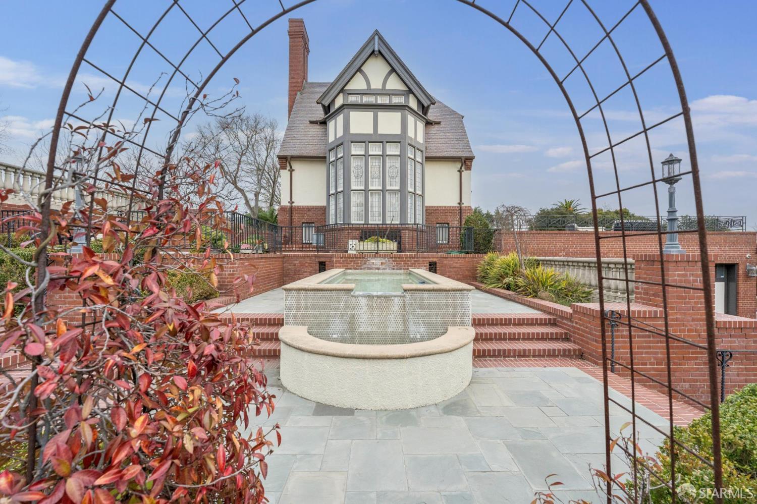 Detail Gallery Image 65 of 74 For 62 Farragut Ave, Piedmont,  CA 94610 - 6 Beds | 8/1 Baths