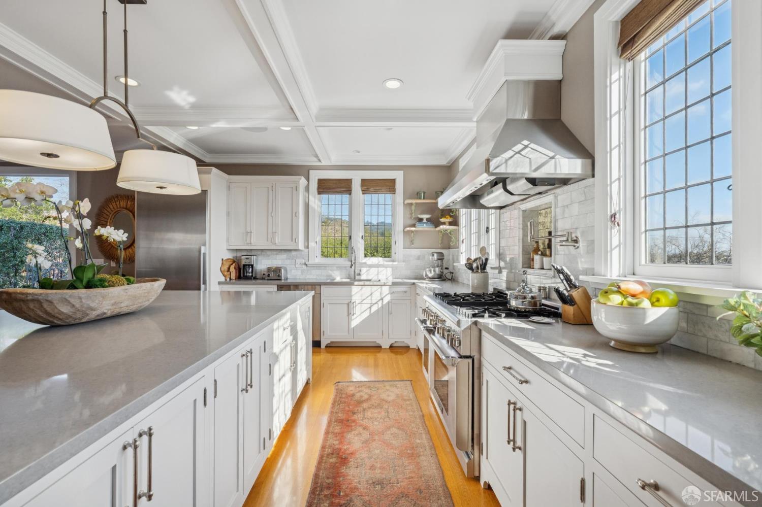 Detail Gallery Image 16 of 74 For 62 Farragut Ave, Piedmont,  CA 94610 - 6 Beds | 8/1 Baths