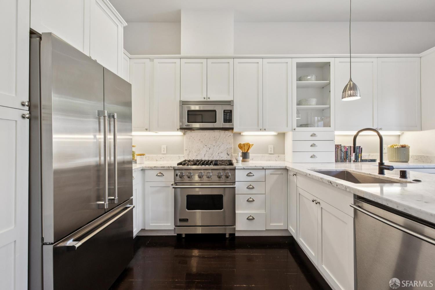 Photo #7: 426100971 Listing: Photo #7