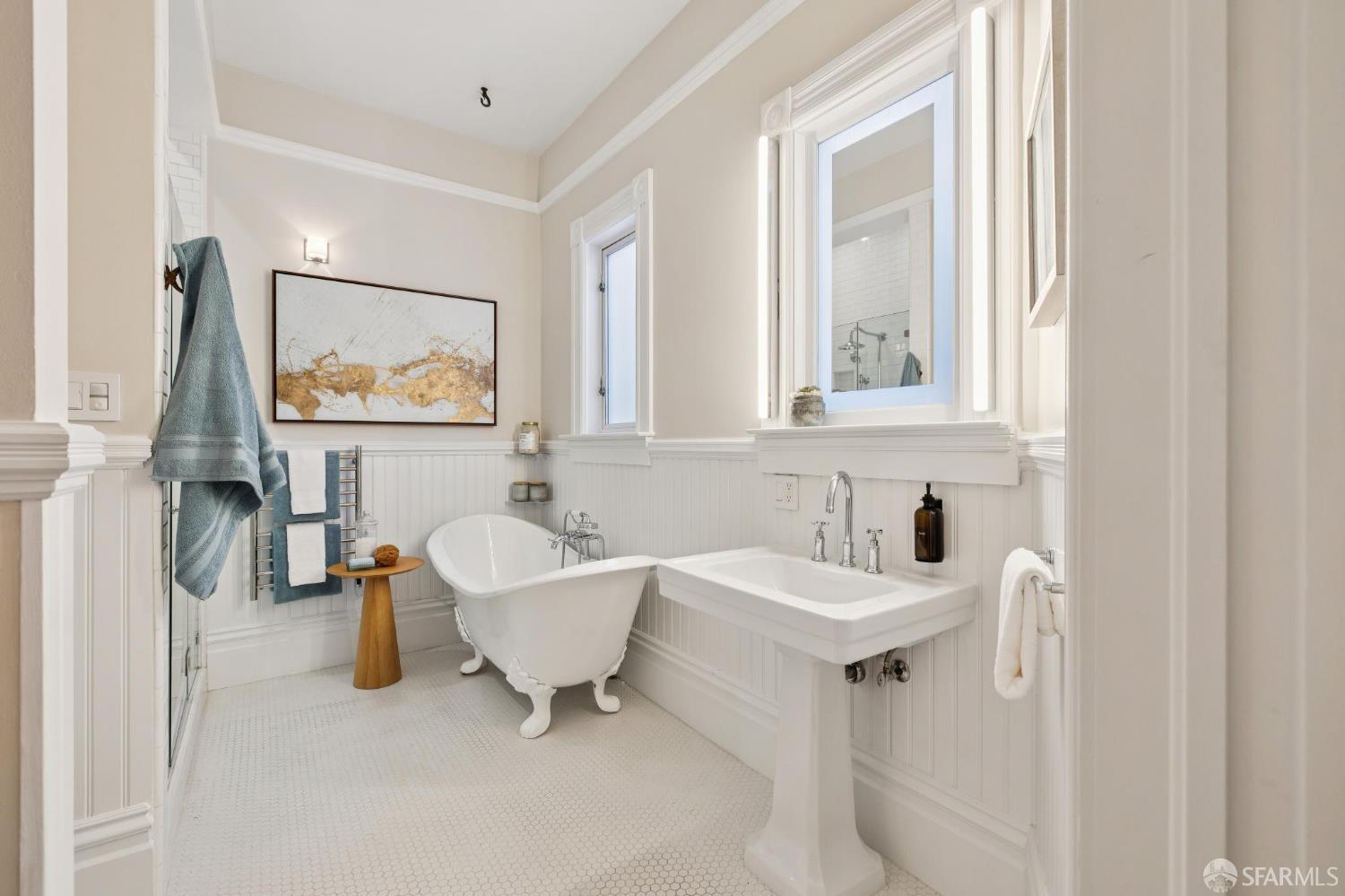 Photo #17: 426100971 Listing: Photo #17