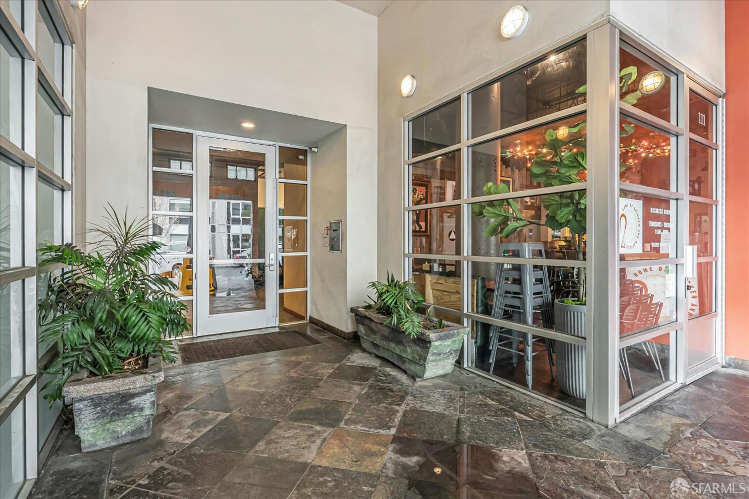 Detail Gallery Image 7 of 22 For 247 4th St, Oakland,  CA 94607 - 1 Beds | 1 Baths