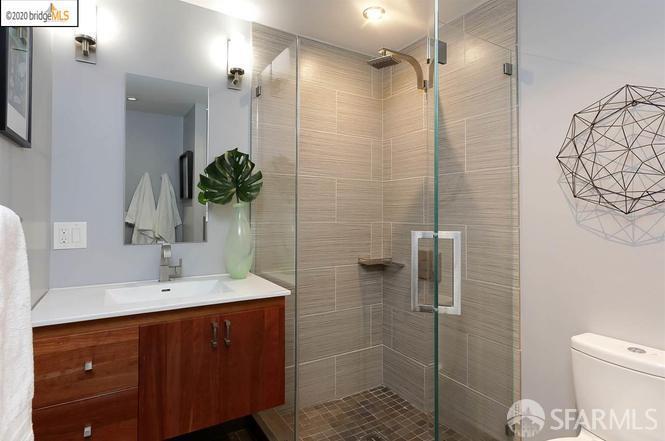 Detail Gallery Image 8 of 22 For 1940 Gouldin Rd, Oakland,  CA 94611 - 4 Beds | 2/1 Baths