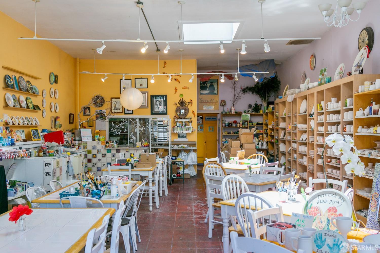 Detail Gallery Image 65 of 85 For 1546 Dolores St, San Francisco,  CA 94110 - 3 Beds | 1 Baths