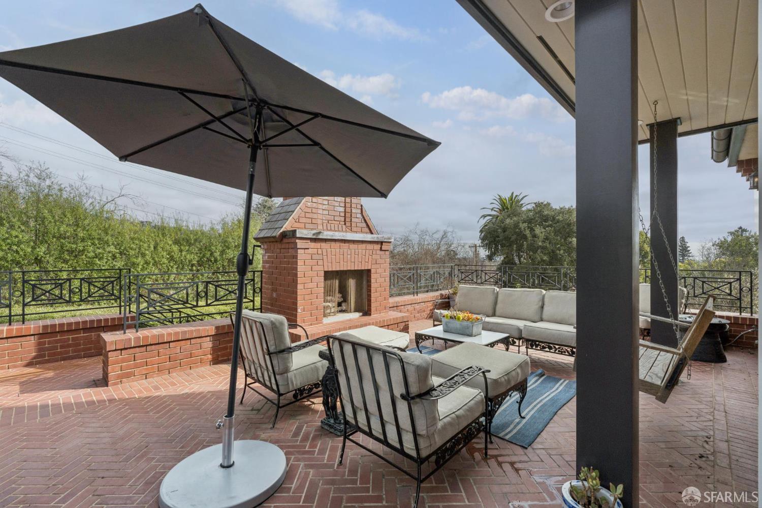 Detail Gallery Image 28 of 74 For 62 Farragut Ave, Piedmont,  CA 94610 - 6 Beds | 8/1 Baths