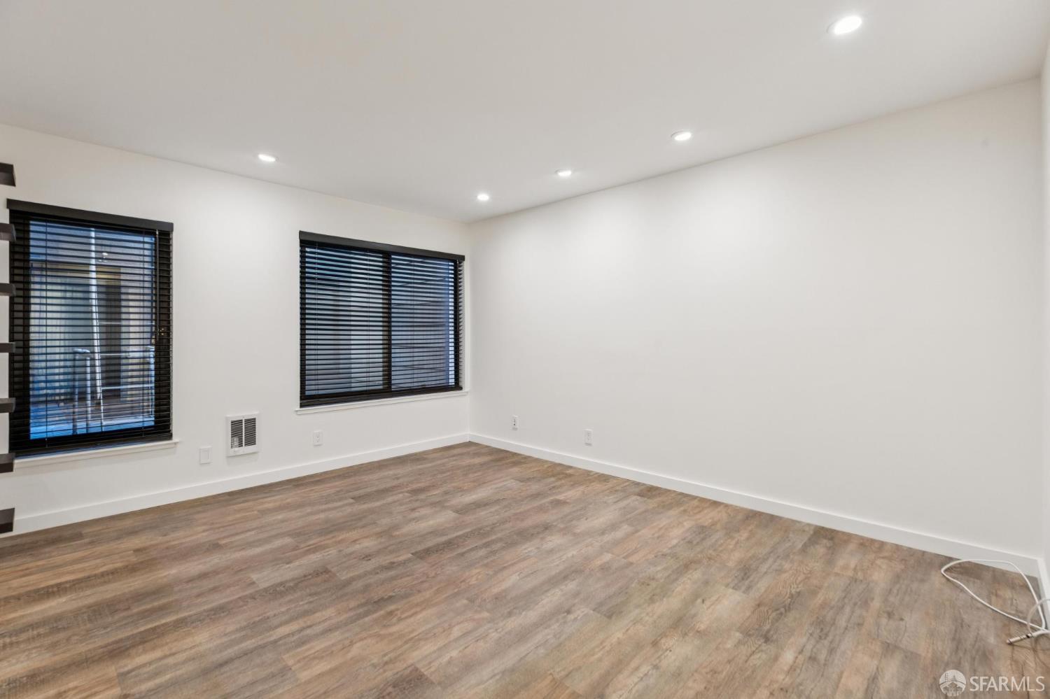 Detail Gallery Image 36 of 42 For 1831 Grant Ave #102,  San Francisco,  CA 94133 - 1 Beds | 1 Baths