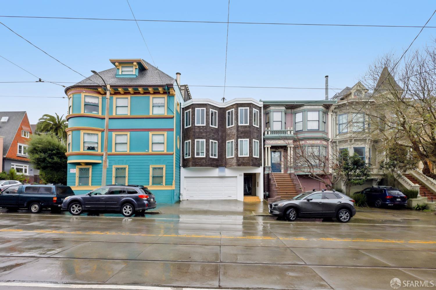 Detail Gallery Image 23 of 29 For 159 Carl St #3,  San Francisco,  CA 94117 - 3 Beds | 2 Baths