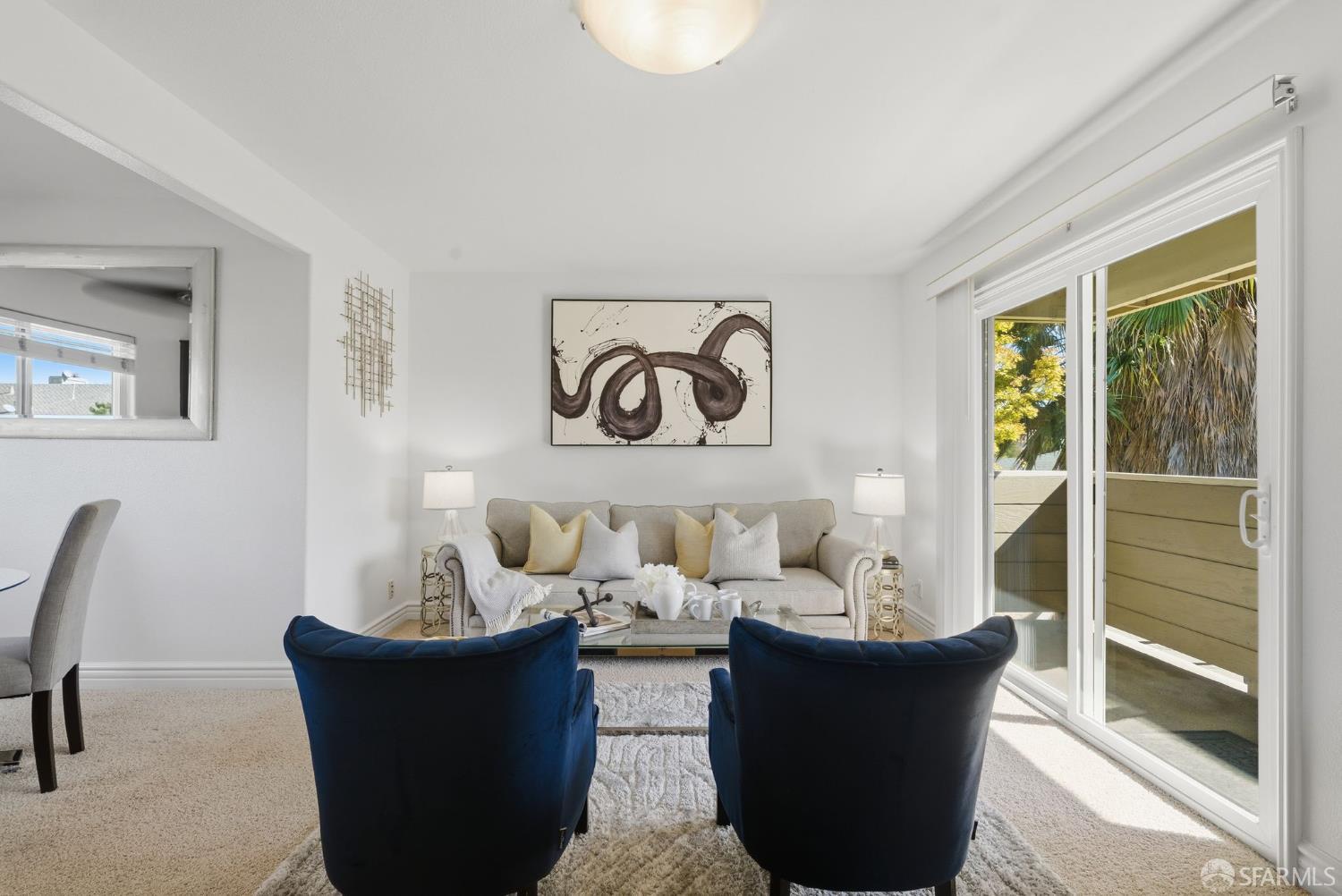 Detail Gallery Image 5 of 67 For 4970 Cherry Ave #211,  San Jose,  CA 95118 - 2 Beds | 1/1 Baths