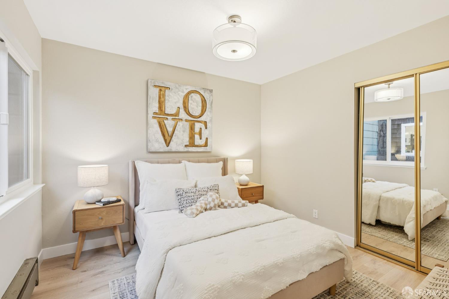 Detail Gallery Image 12 of 29 For 159 Carl St #3,  San Francisco,  CA 94117 - 3 Beds | 2 Baths