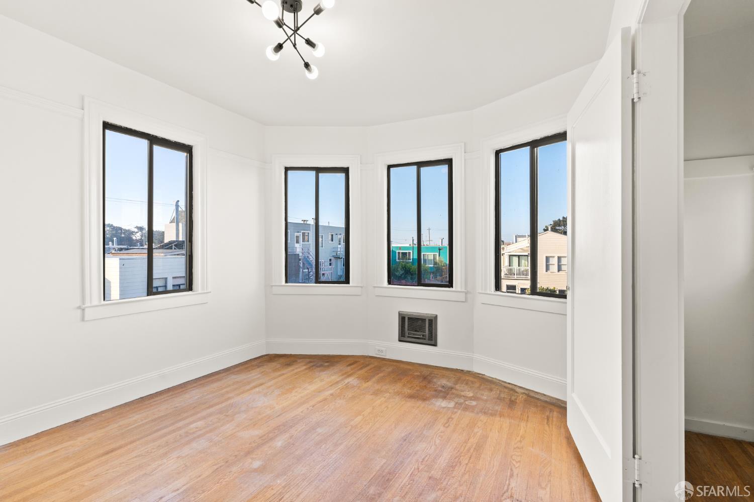 Detail Gallery Image 19 of 33 For 779 43rd Ave, San Francisco,  CA 94121 - 4 Beds | 2 Baths