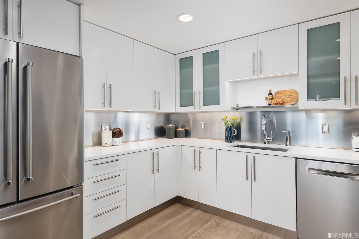 Detail Gallery Image 3 of 78 For 200 Brannan #324,  San Francisco,  CA 94107 - 2 Beds | 2 Baths