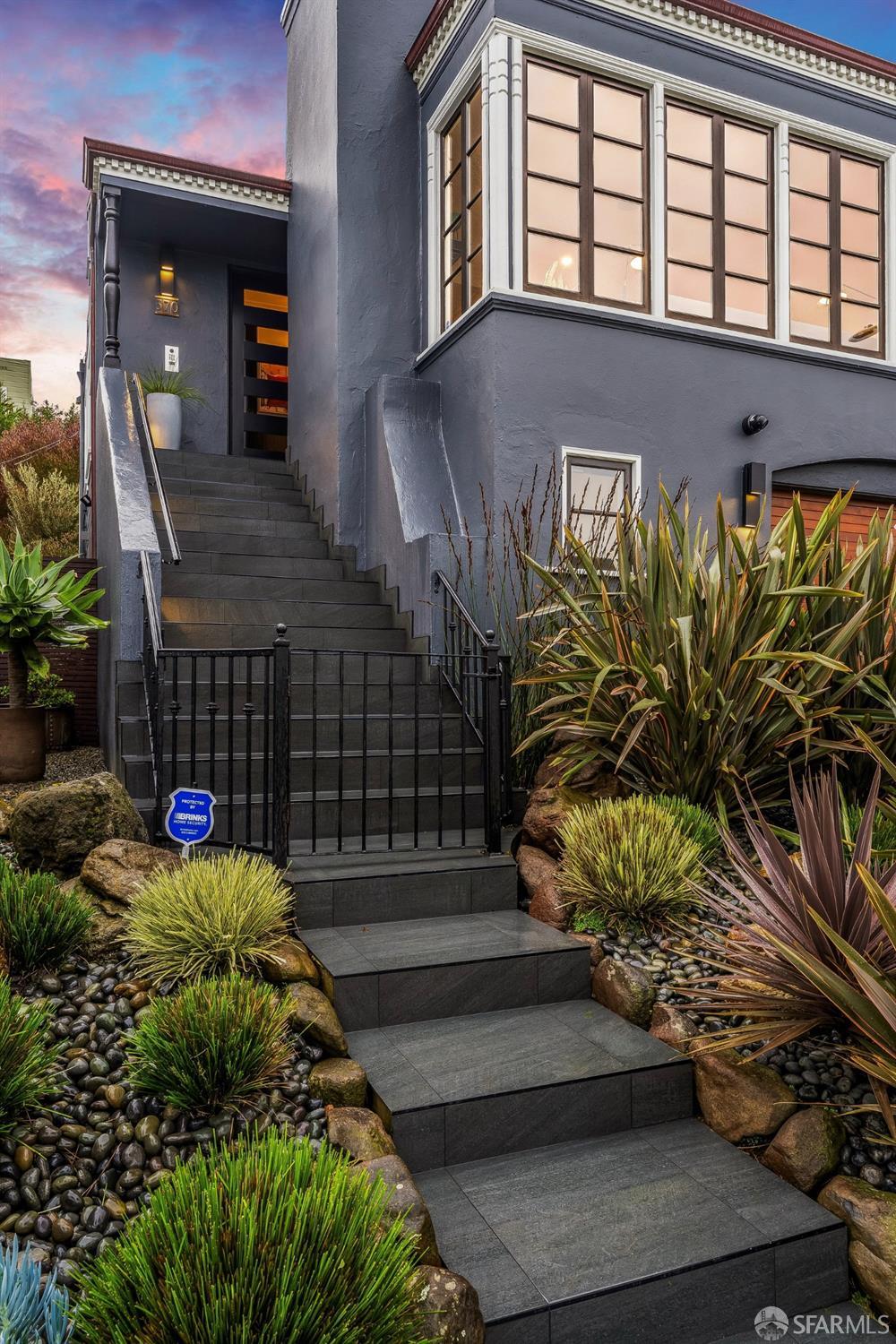 Detail Gallery Image 5 of 65 For 370 Teresita Blvd, San Francisco,  CA 94127 - 4 Beds | 2/1 Baths