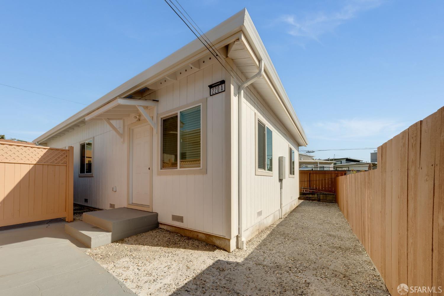 220 Sequoia Avenue photo 37