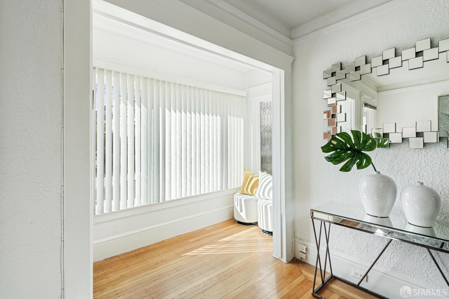 Detail Gallery Image 2 of 19 For 28 Shakespeare St, Daly City,  CA 94014 - 4 Beds | 3 Baths