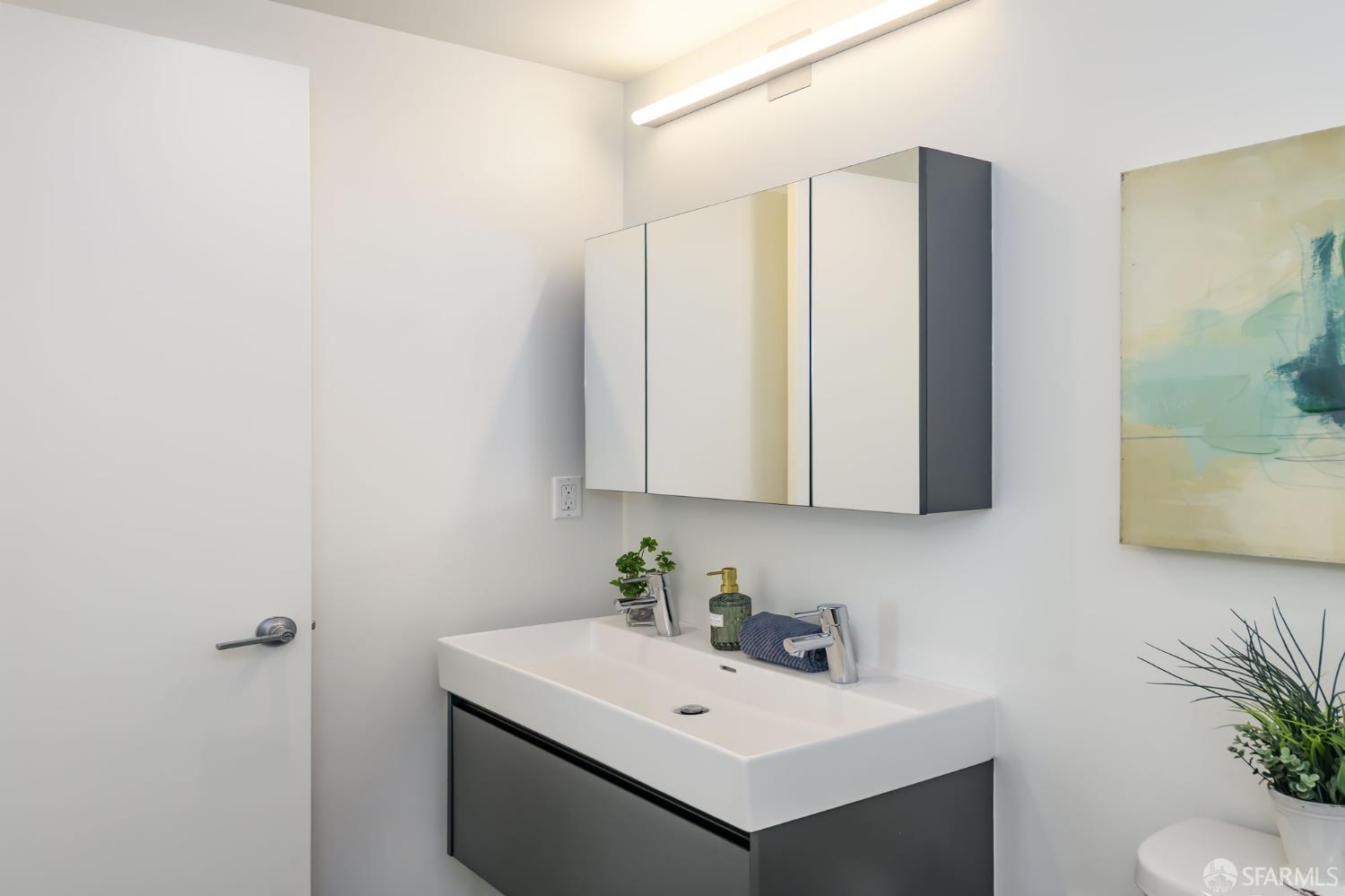 Detail Gallery Image 8 of 23 For 100 Duboce Ave #504,  San Francisco,  CA 94103 - 2 Beds | 2 Baths