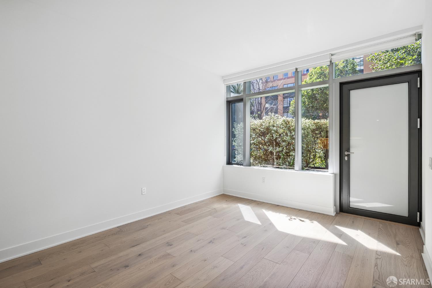 Detail Gallery Image 6 of 45 For 201 Folsom St 1b,  San Francisco,  CA 94105 - 1 Beds | 1/1 Baths