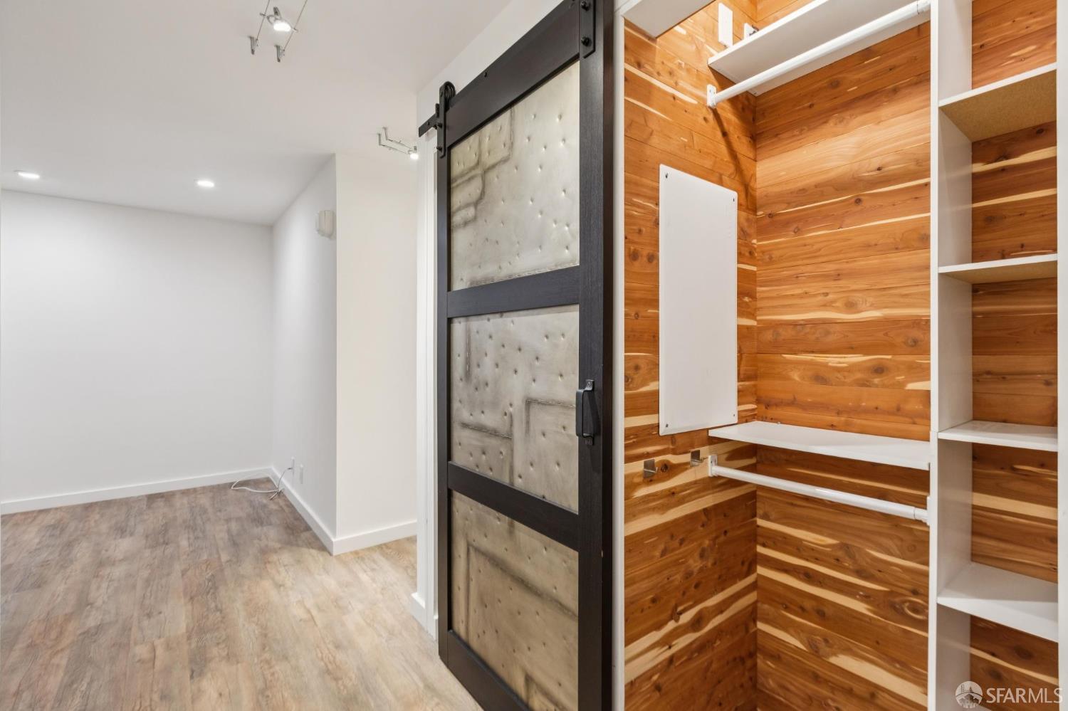 Detail Gallery Image 37 of 42 For 1831 Grant Ave #102,  San Francisco,  CA 94133 - 1 Beds | 1 Baths