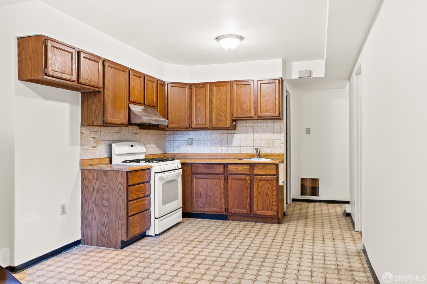 Detail Gallery Image 27 of 33 For 779 43rd Ave, San Francisco,  CA 94121 - 4 Beds | 2 Baths