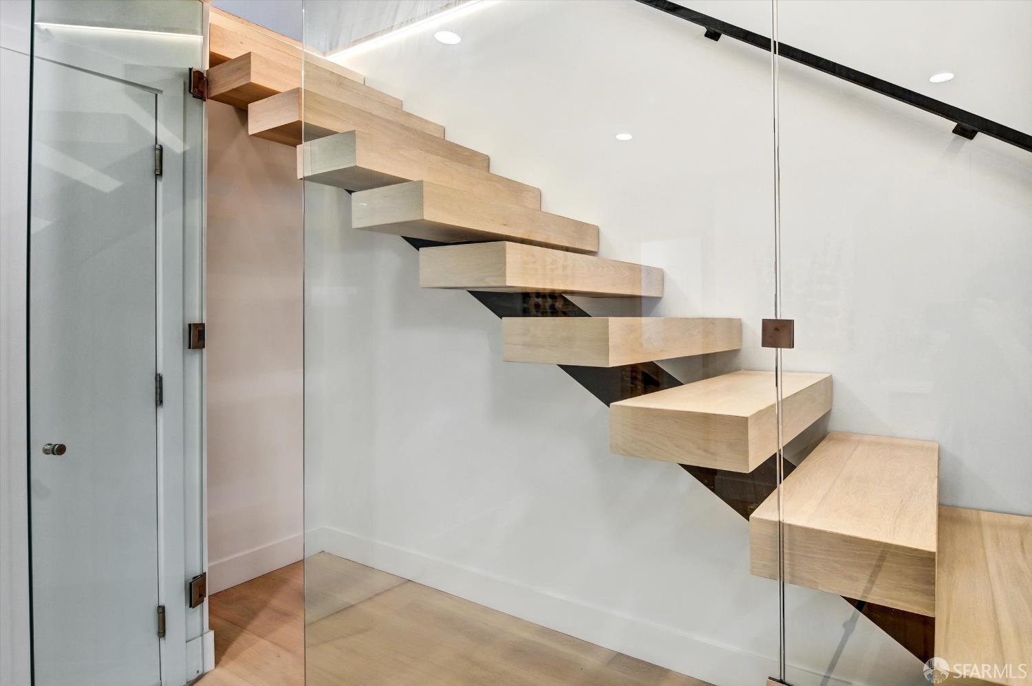 Detail Gallery Image 53 of 92 For 1815 18th Ave, San Francisco,  CA 94122 - 3 Beds | 3/1 Baths