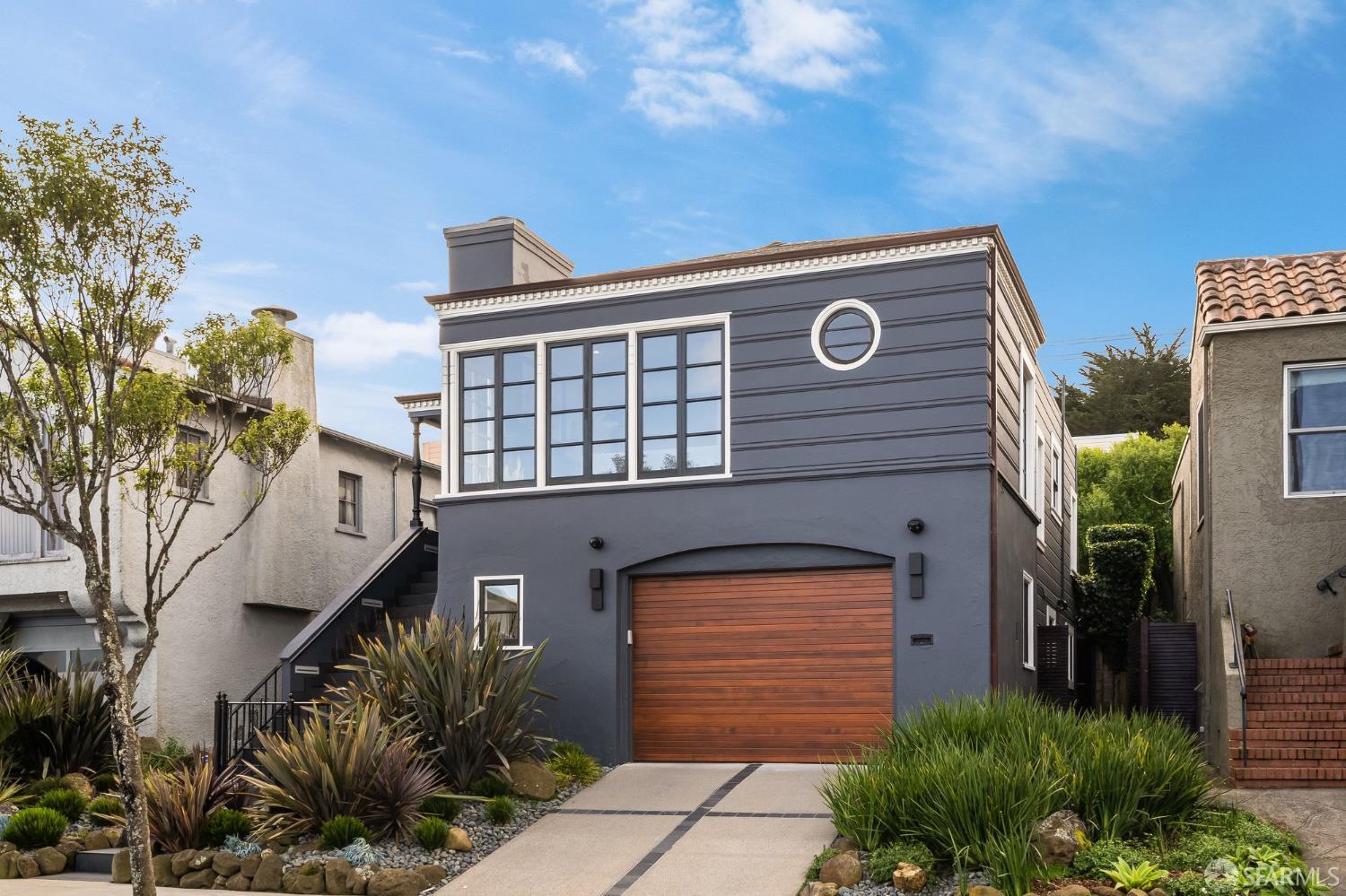 Detail Gallery Image 3 of 65 For 370 Teresita Blvd, San Francisco,  CA 94127 - 4 Beds | 2/1 Baths