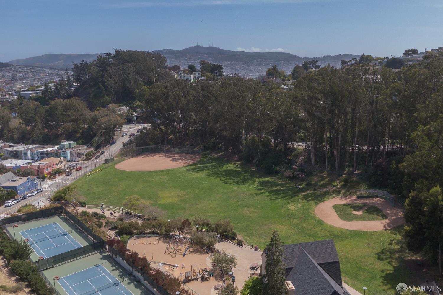 Detail Gallery Image 77 of 86 For 100 Encline Ct, San Francisco,  CA 94127 - 3 Beds | 2 Baths