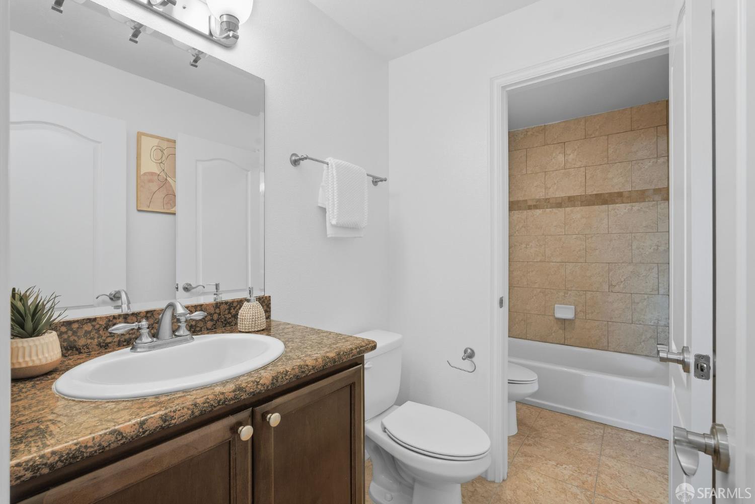 Detail Gallery Image 30 of 67 For 4970 Cherry Ave #211,  San Jose,  CA 95118 - 2 Beds | 1/1 Baths