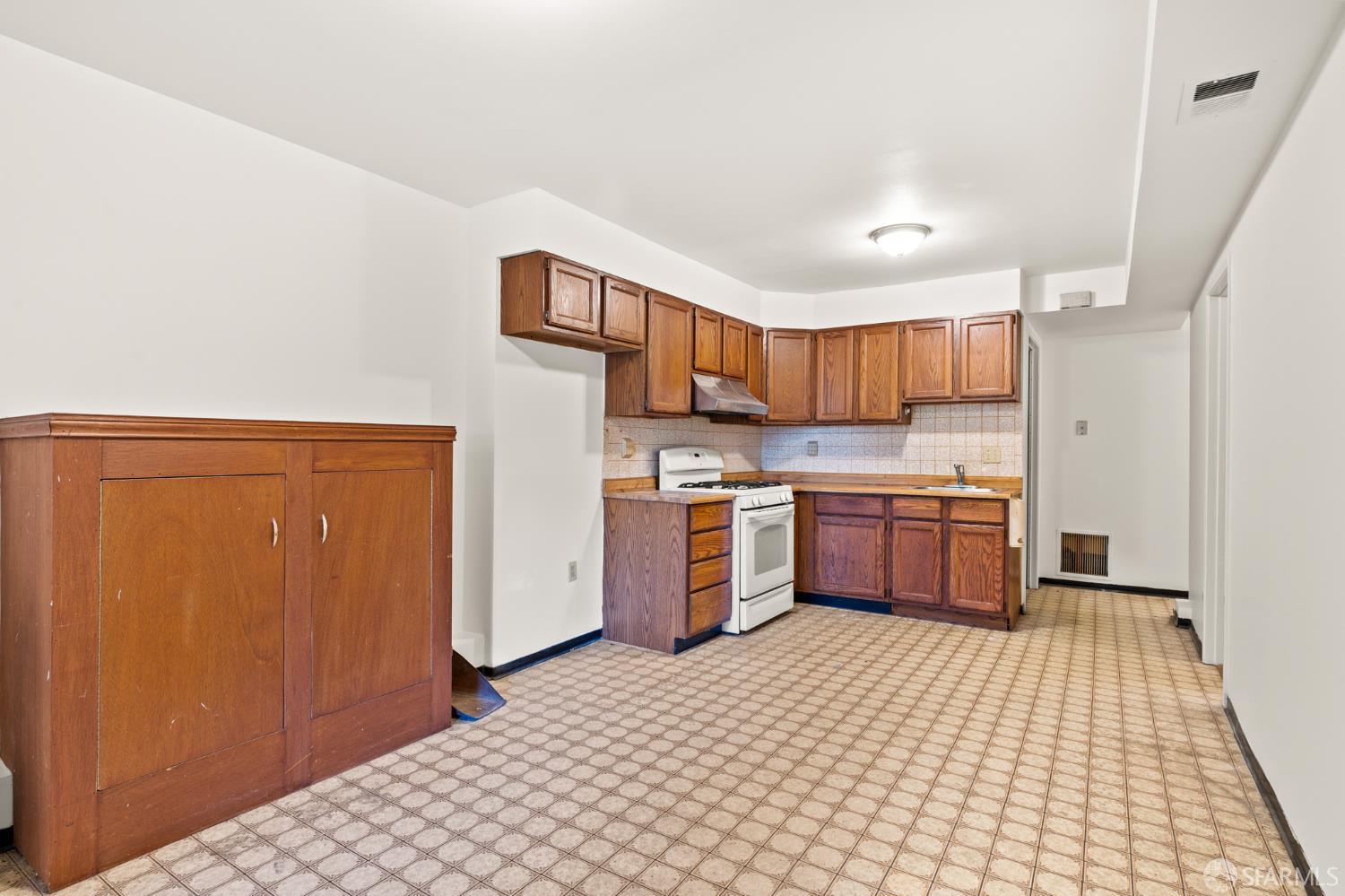 Detail Gallery Image 26 of 33 For 779 43rd Ave, San Francisco,  CA 94121 - 4 Beds | 2 Baths