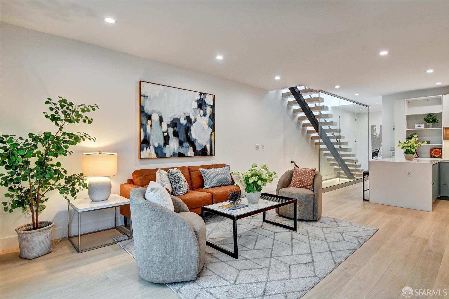 Detail Gallery Image 10 of 92 For 1815 18th Ave, San Francisco,  CA 94122 - 3 Beds | 3/1 Baths