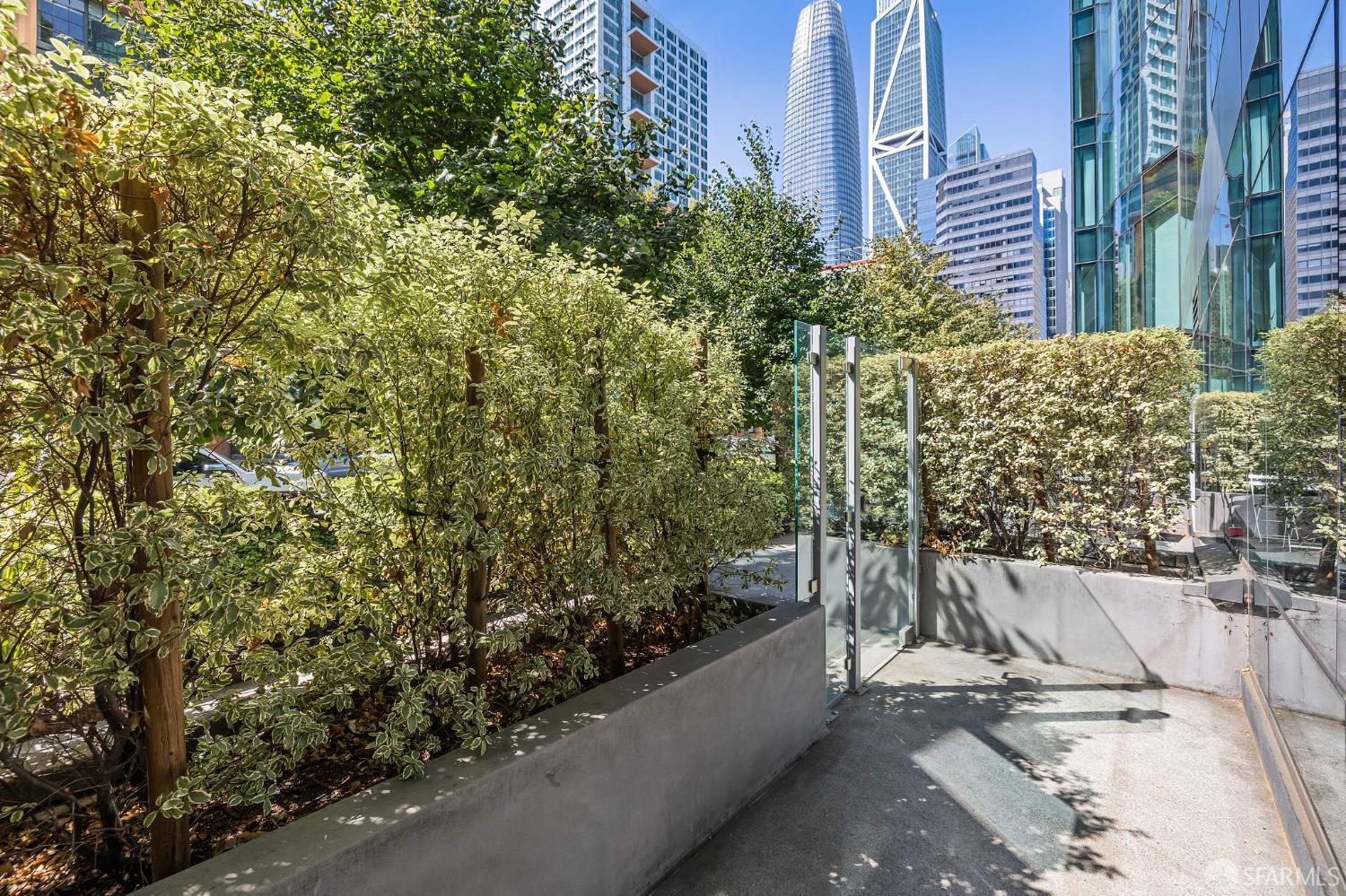 Detail Gallery Image 18 of 45 For 201 Folsom St 1b,  San Francisco,  CA 94105 - 1 Beds | 1/1 Baths