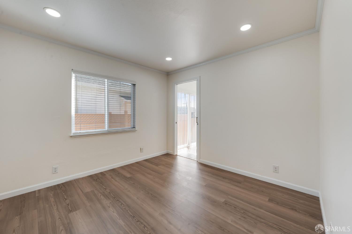 220 Sequoia Avenue photo 24