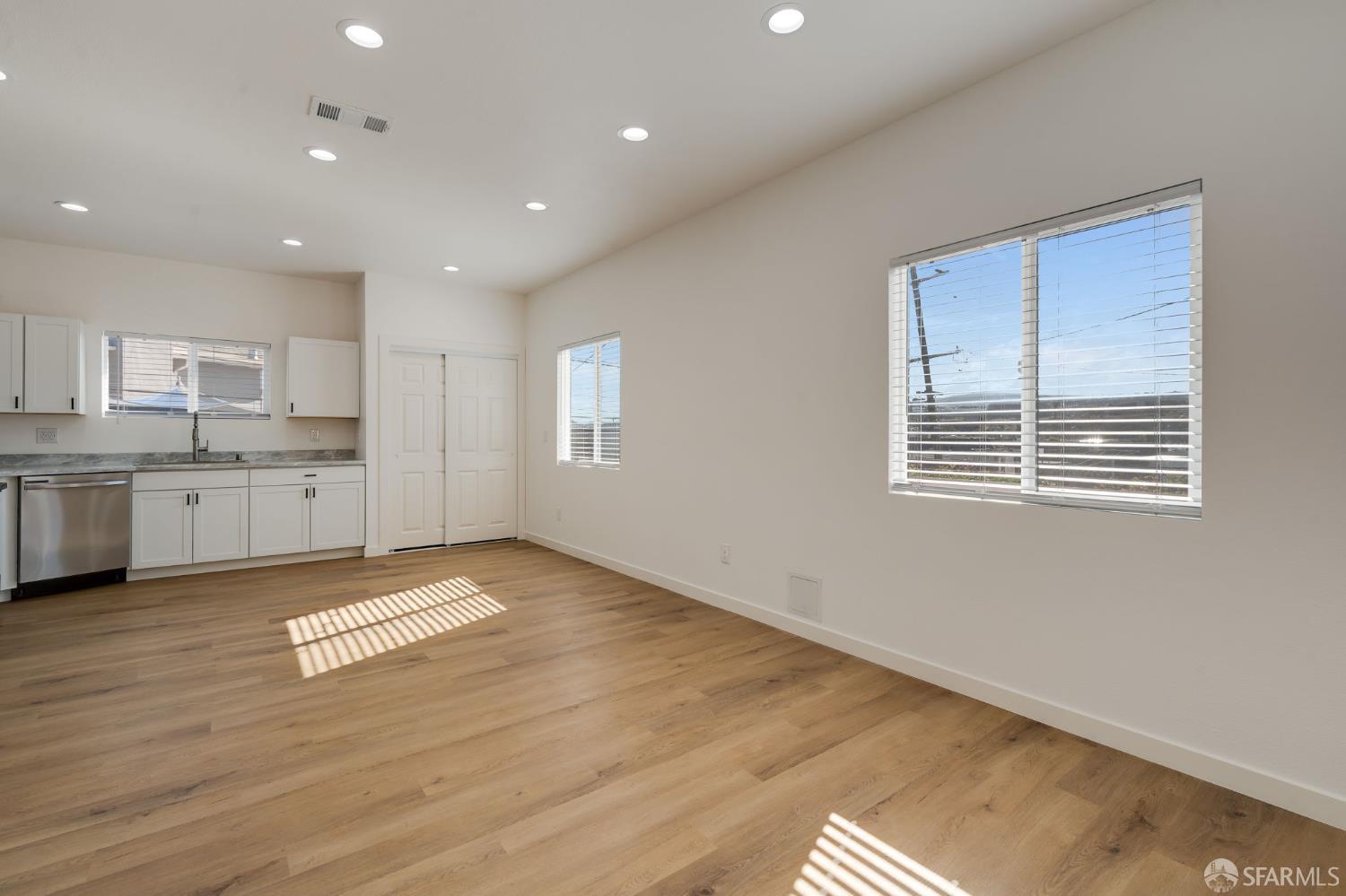 220 Sequoia Avenue photo 42