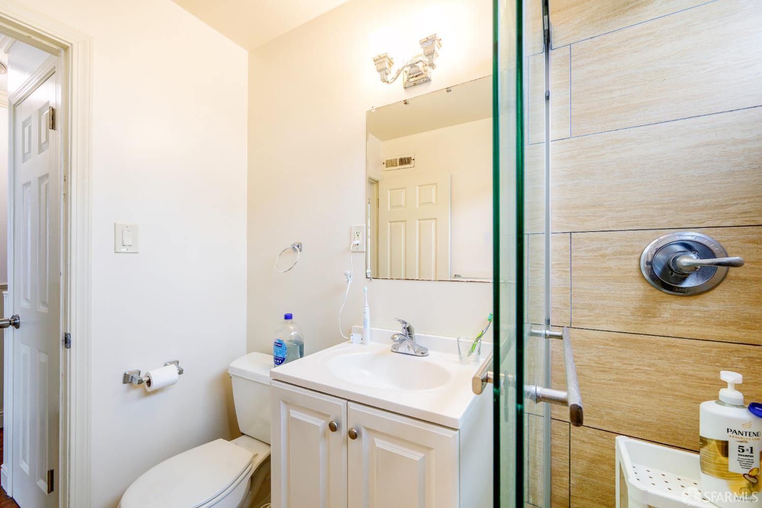 Detail Gallery Image 24 of 43 For 29 Oceanside Dr, Daly City,  CA 94015 - 3 Beds | 2 Baths