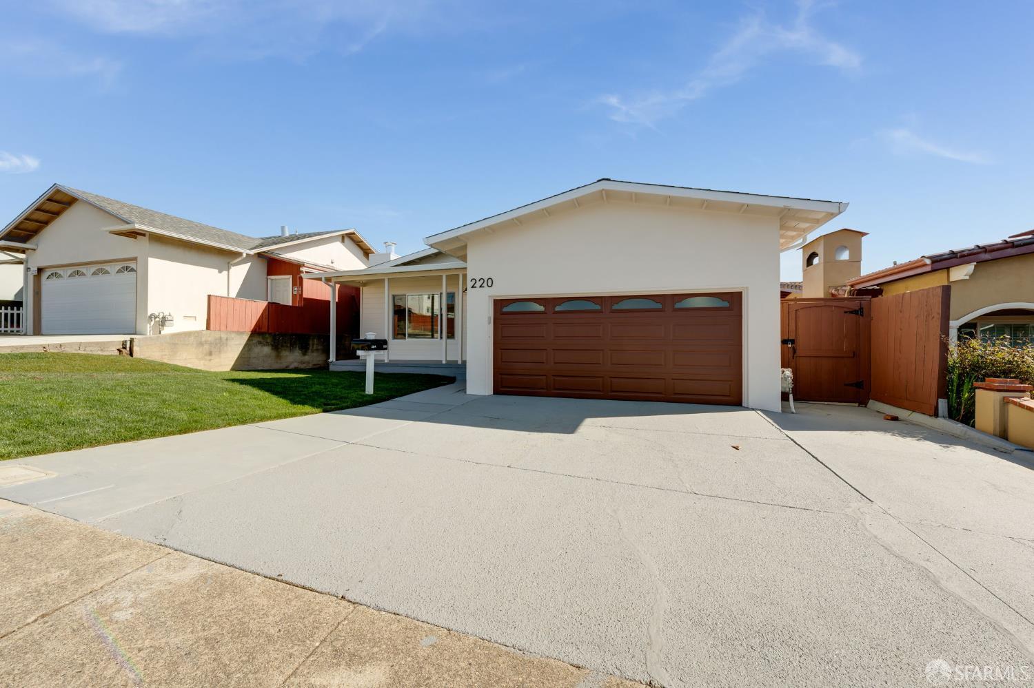 220 Sequoia Avenue photo 5