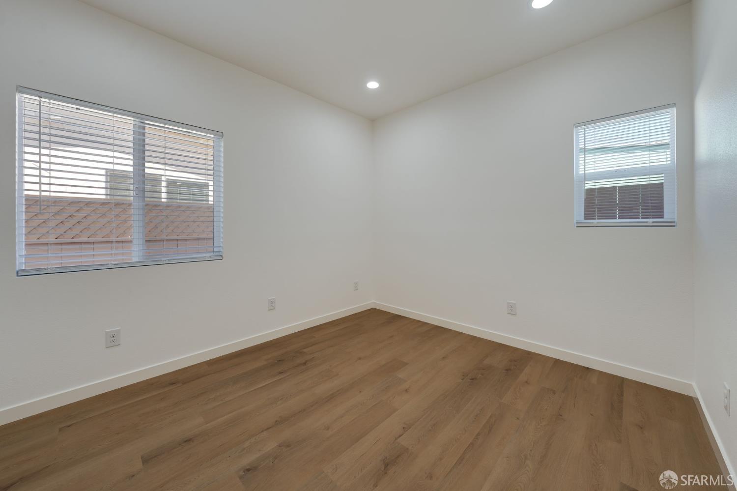 220 Sequoia Avenue photo 47