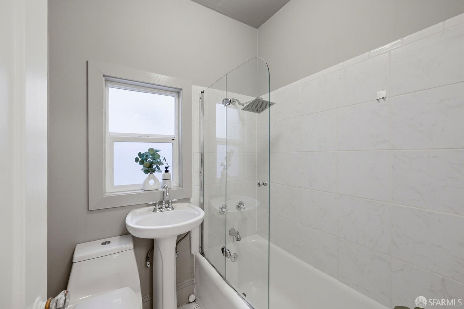 Detail Gallery Image 16 of 23 For 1805 Pine St #22,  San Francisco,  CA 94109 - 1 Beds | 1 Baths