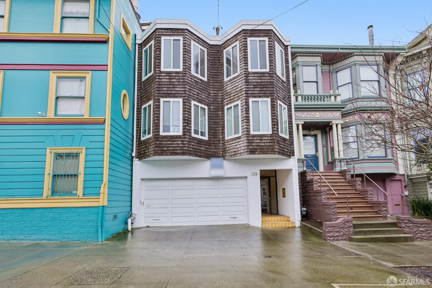 Detail Gallery Image 24 of 29 For 159 Carl St #3,  San Francisco,  CA 94117 - 3 Beds | 2 Baths