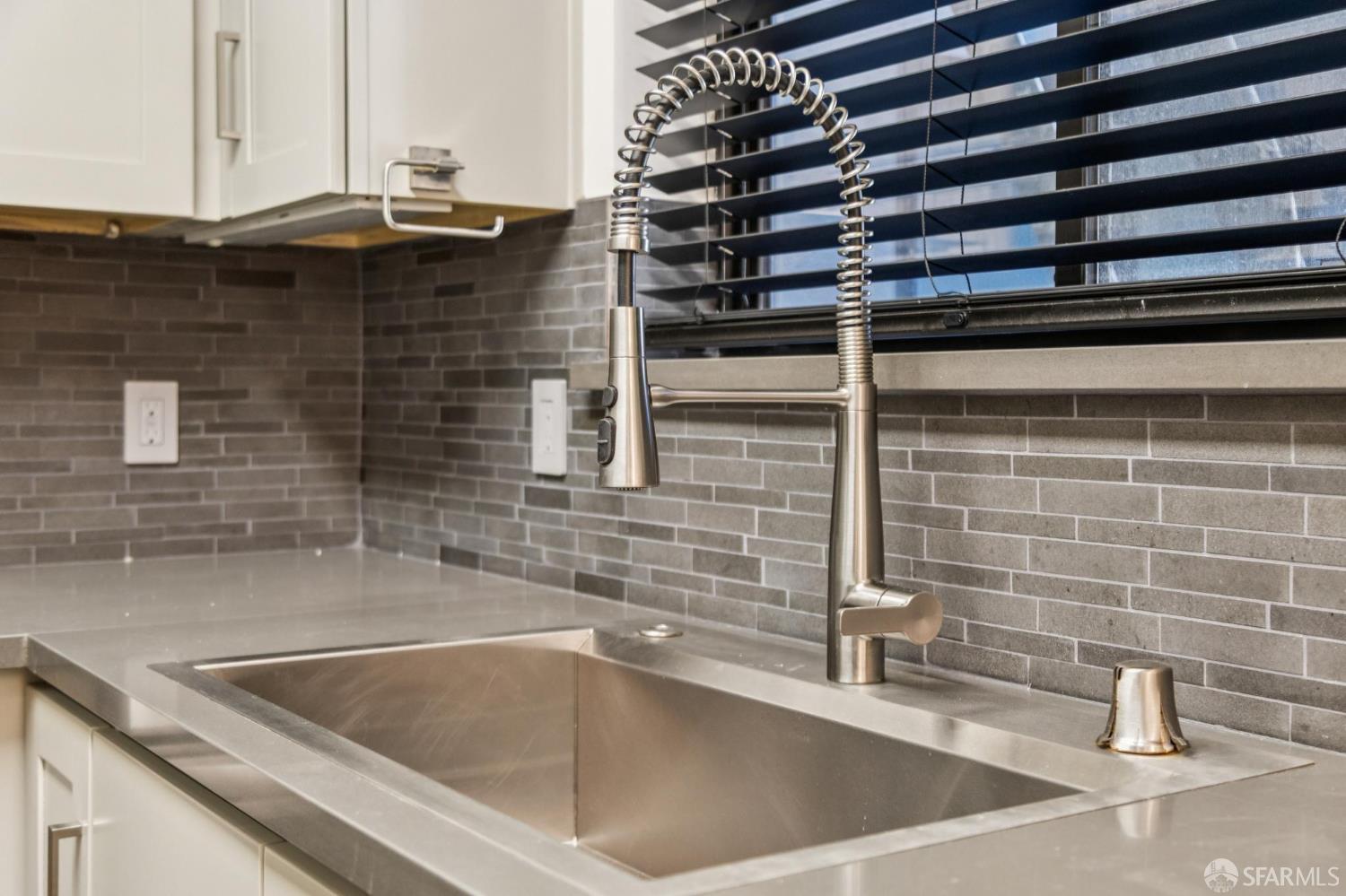 Detail Gallery Image 29 of 42 For 1831 Grant Ave #102,  San Francisco,  CA 94133 - 1 Beds | 1 Baths