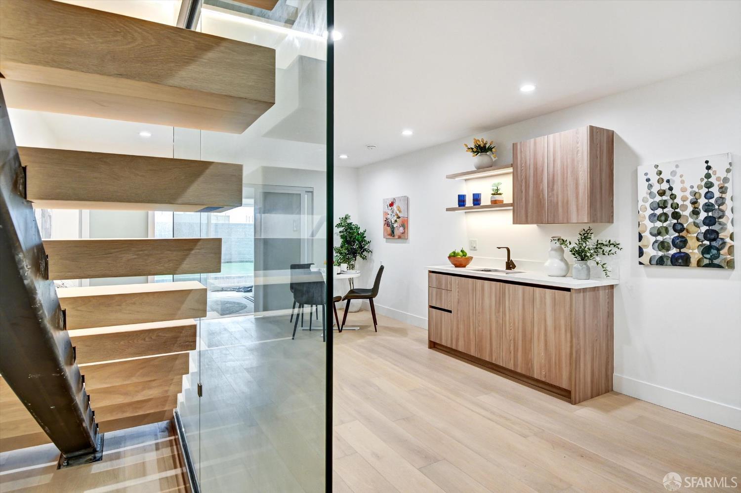 Detail Gallery Image 40 of 92 For 1815 18th Ave, San Francisco,  CA 94122 - 3 Beds | 3/1 Baths