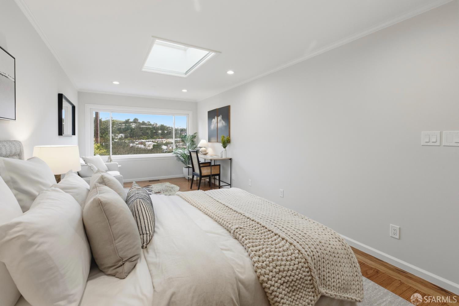 Detail Gallery Image 27 of 86 For 100 Encline Ct, San Francisco,  CA 94127 - 3 Beds | 2 Baths