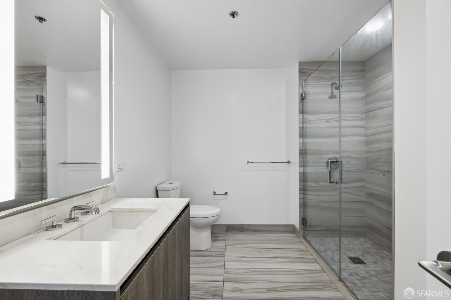 Detail Gallery Image 14 of 45 For 201 Folsom St 1b,  San Francisco,  CA 94105 - 1 Beds | 1/1 Baths