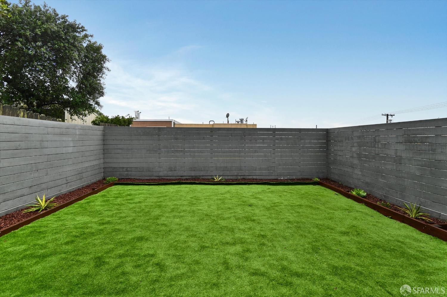 Detail Gallery Image 72 of 92 For 1815 18th Ave, San Francisco,  CA 94122 - 3 Beds | 3/1 Baths