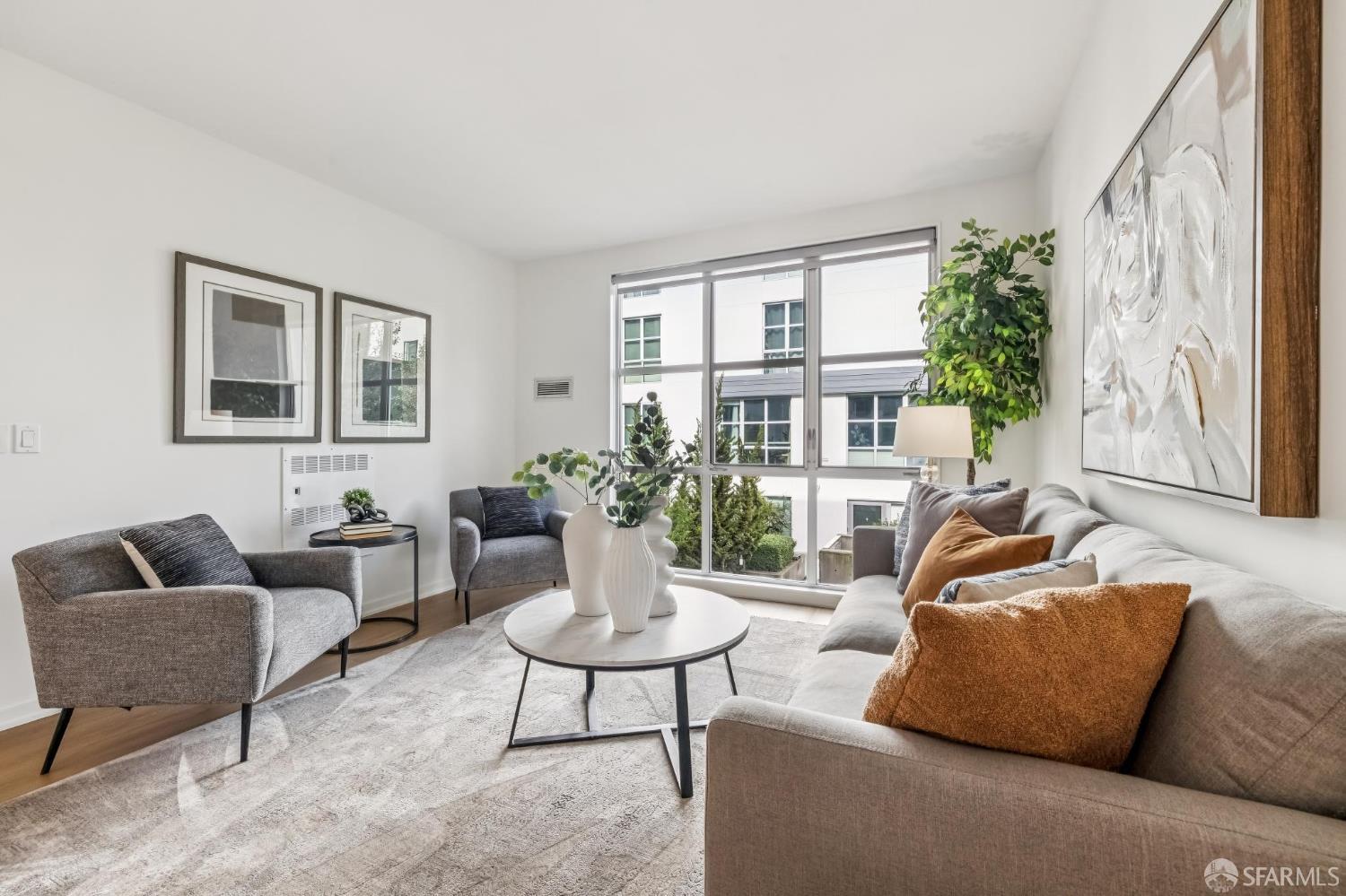 Detail Gallery Image 5 of 57 For 451 Donahue St #318,  San Francisco,  CA 94124 - 2 Beds | 2 Baths