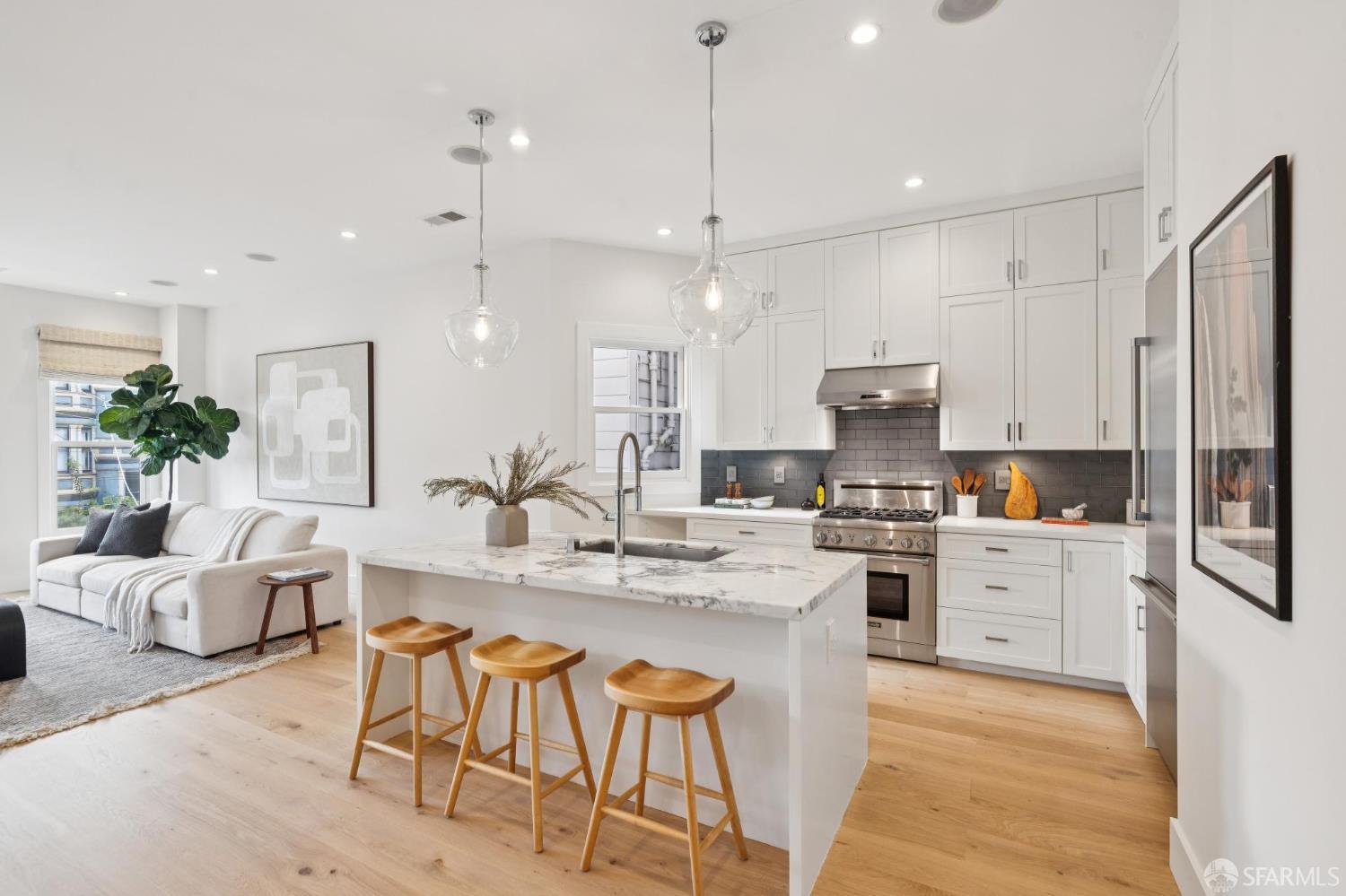 Photo #16: 426104935 Listing: Photo #16