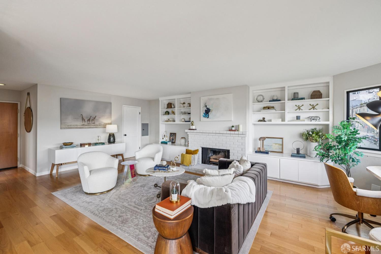 Detail Gallery Image 4 of 44 For 935 Filbert St #3,  San Francisco,  CA 94133 - 1 Beds | 1 Baths
