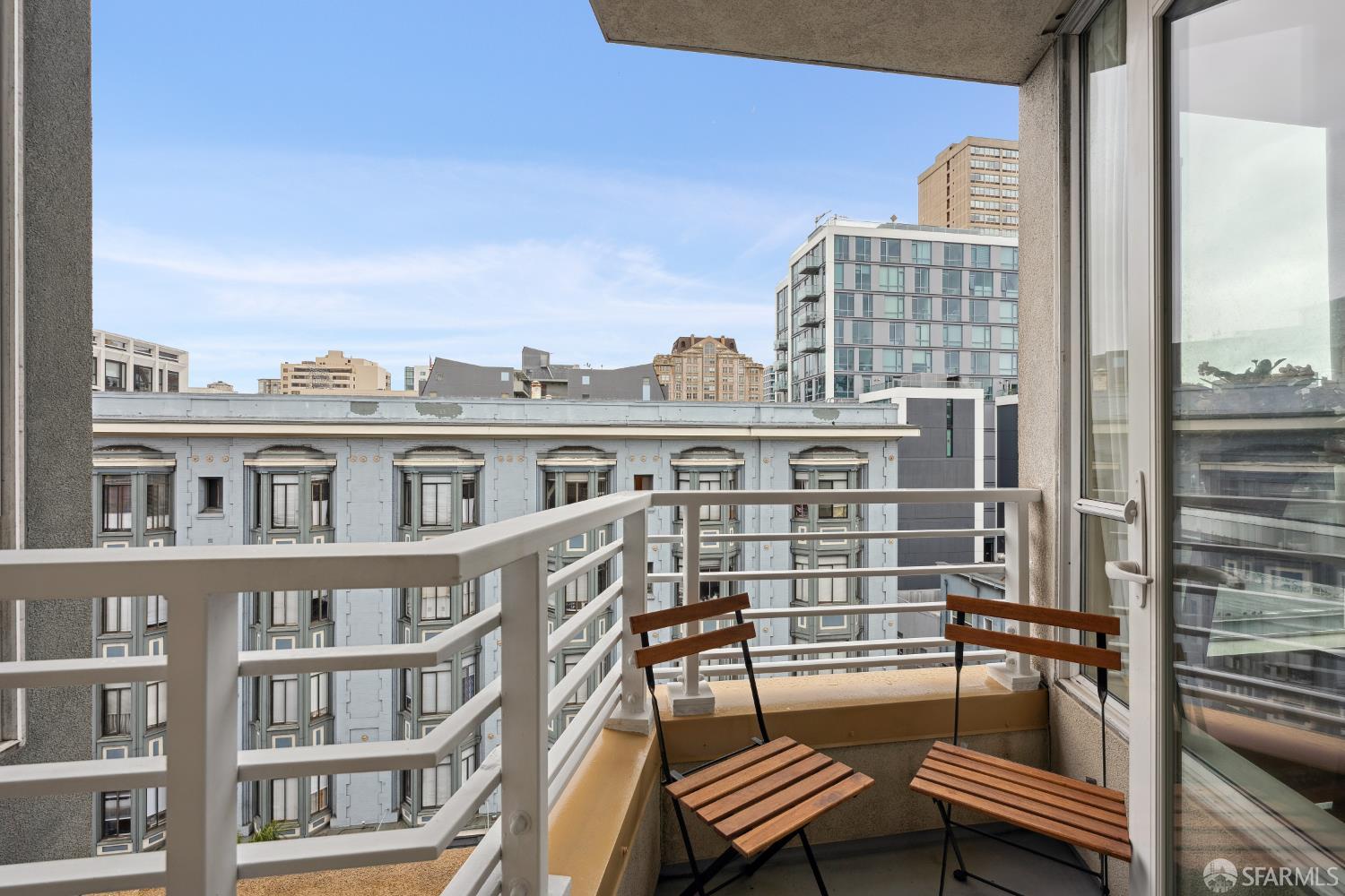 Detail Gallery Image 4 of 18 For 81 Frank Norris St #705,  San Francisco,  CA 94109 - 1 Beds | 1 Baths