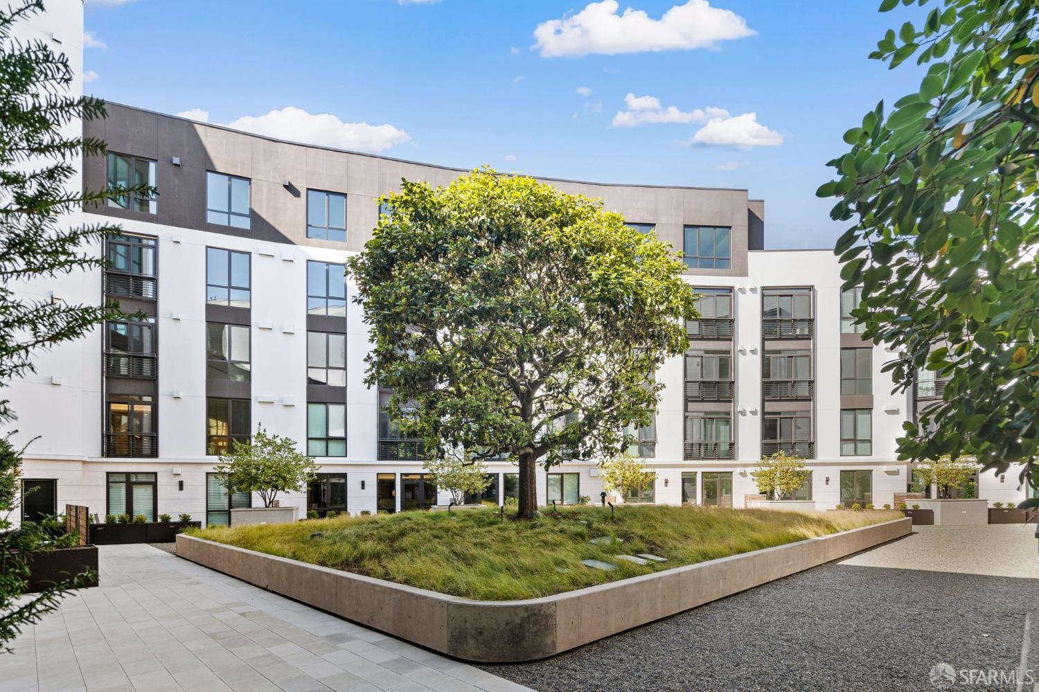 1 Bristol UNIT 201, San Francisco, CA, 94130