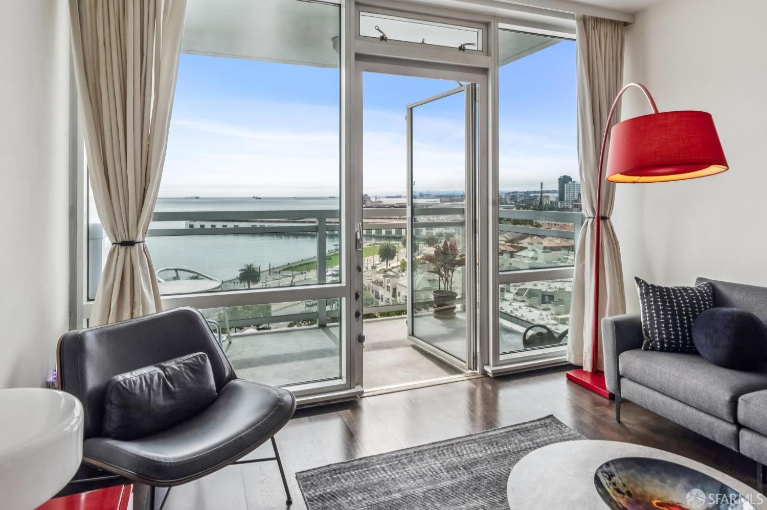 Detail Gallery Image 2 of 10 For 501 Beale St 12b,  San Francisco,  CA 94105 - 2 Beds | 2 Baths