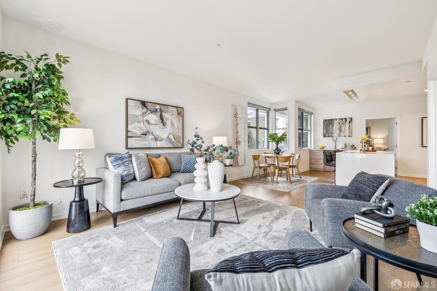 Front Image Thumbnail for SF426098269